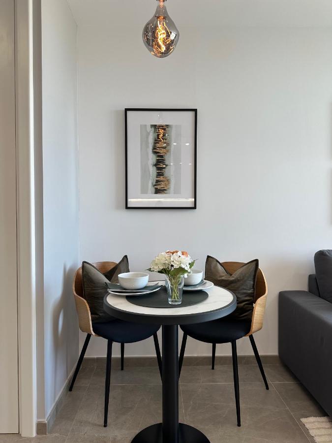 E1 Presidential Studios On High Floor With Stunning Sea Views Gibraltar Exterior photo