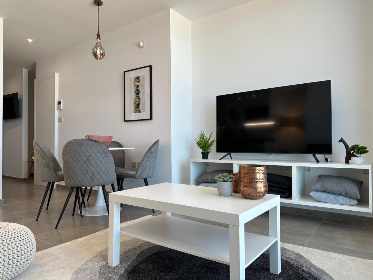 E1 Presidential Studios On High Floor With Stunning Sea Views Gibraltar Exterior photo
