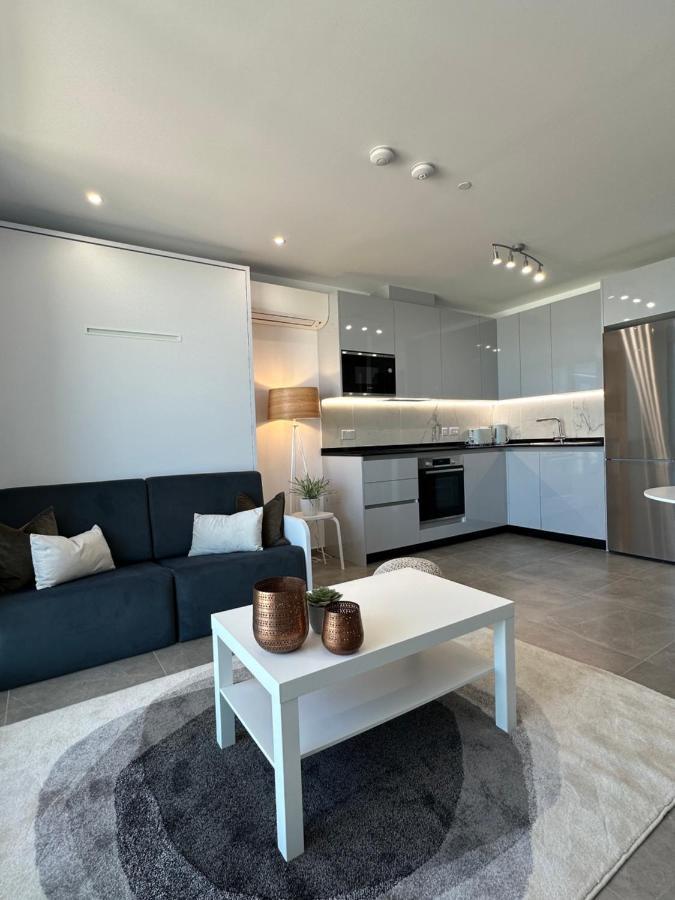 E1 Presidential Studios On High Floor With Stunning Sea Views Gibraltar Exterior photo
